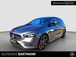 Grau Gebraucht 2021 Mercedes B200 AMG line Van / Kleinbus | 28.900 € (Etwas zu teuer)