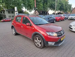Rot Gebraucht 2014 Dacia Sandero Prestige Kleinwagen | 5.900 € (Fairer Preis)