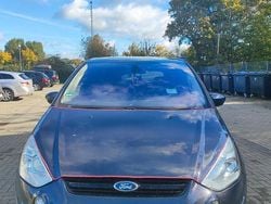 Grau Gebraucht 2011 Ford S-MAX Titanium S Van / Kleinbus | 6.000 € (Fairer Preis)