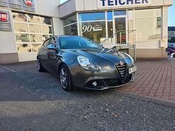 Grigio antracite Gebraucht 2016 Alfa Romeo Giulietta Turismo Kleinwagen | 11.750 € (Guter Preis)