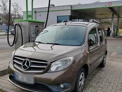 Braun Gebraucht 2015 Mercedes Citan 111 Kombi | 6.700 € (Guter Preis)