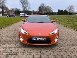 Orange Gebraucht 2012 Toyota GT86 GT Coupé | 20.999 € (Guter Preis)