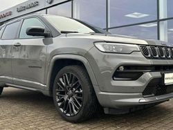 Sting gray/dach gloss black Gebraucht 2021 Jeep Compass Limited SUV | 21.490 € (Fairer Preis)