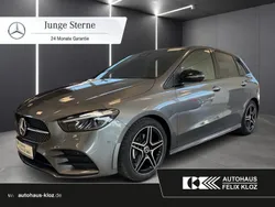 Grau Gebraucht 2023 Mercedes B200 AMG Van / Kleinbus | 35.900 € (Teuer)