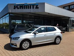 Silber Neu 2025 Skoda Fabia Selection Limousine | 20.790 € (Fairer Preis)