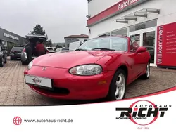 Rot Gebraucht 1998 Mazda MX5 Cabrio | 11.780 € (Teuer)
