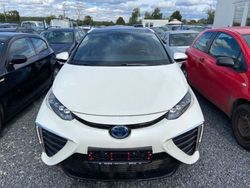 Weiß Gebraucht 2020 Toyota Mirai Limousine | 10.900 € (Etwas zu teuer)