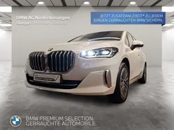 Weiß Gebraucht 2024 BMW 218 Active Tourer Efficient Dynamics Van / Kleinbus | 31.680 € (Superpreis)