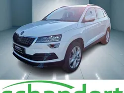Weiss Gebraucht 2020 Skoda Karoq Style SUV | 30.879 €