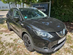 Schwarz Gebraucht 2016 Nissan Qashqai Black Edition SUV | 11.499 € (Guter Preis)