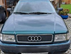 Grün Gebraucht 1994 Audi 80 Kombi | 2.000 €