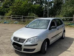 Silber Gebraucht 2005 VW Polo Comfortline Limousine | 1.850 € (Etwas zu teuer)