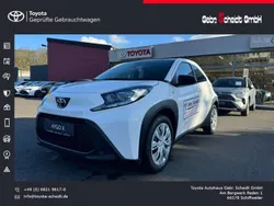 Super white 2 Neu 2025 Toyota Aygo Business Edition Kleinwagen | 17.499 €