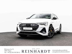 Gletscherweiß metallic Gebraucht 2022 Audi e-tron Sportback Black Edition SUV | 40.030 € (Guter Preis)