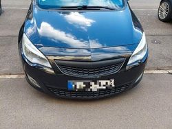 Schwarz Gebraucht 2011 Opel Astra Sport Limousine | 3.150 € (Guter Preis)