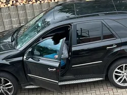 Schwarz Gebraucht 2008 Mercedes ML320 SUV | 6.300 € (Superpreis)