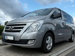 Silber Gebraucht 2016 Hyundai H-1 Van / Kleinbus | 20.999 € (Etwas zu teuer)