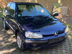 Blau Gebraucht 2002 Peugeot 106 Filou Kleinwagen | 1.850 €