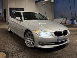Silber Gebraucht 2012 BMW 320 Coupé | 6.500 € (Superpreis)