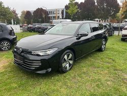Schwarz Gebraucht 2024 VW Passat Business Kombi | 42.850 € (Etwas zu teuer)
