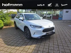 Platinum white p Neu 2024 Honda ZR-V Hybrid SUV | 38.990 €