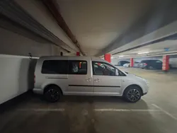 Silber Gebraucht 2009 VW Caddy Maxi Van / Kleinbus | 5.200 € (Fairer Preis)