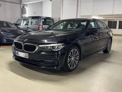 Saphirschwarz Gebraucht 2019 BMW 520 Sport Line Limousine | 22.600 € (Guter Preis)
