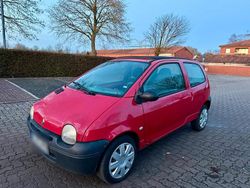 Rot Gebraucht 2004 Renault Twingo Kleinwagen | 600 € (Guter Preis)