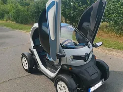 Weiß Gebraucht 2012 Renault Twizy Kleinwagen | 2.999 € (Fairer Preis)