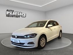 Pure white Gebraucht 2018 VW Polo Comfortline Kleinwagen | 11.490 € (Etwas zu teuer)