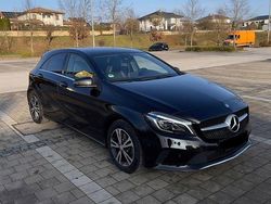 Schwarz Gebraucht 2016 Mercedes A200 Limousine | 13.400 € (Fairer Preis)