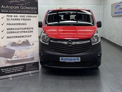 Rot Gebraucht 2015 Opel Vivaro Van / Kleinbus | 12.900 € (Fairer Preis)
