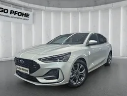 Moondust silver metallic Gebraucht 2024 Ford Focus ST-Line X Limousine | 26.340 € (Fairer Preis)