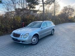 Silber Gebraucht 2005 Mercedes E320 Avantgarde Kombi | 1.750 € (Superpreis)