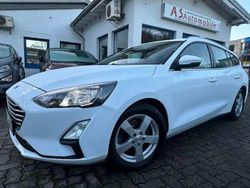 Weiß Gebraucht 2020 Ford Focus Cool & Connect Kombi | 10.949 € (Fairer Preis)
