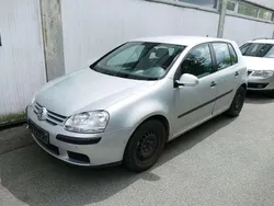 Silber Gebraucht 2005 VW Golf V Limousine | 990 € (Guter Preis)