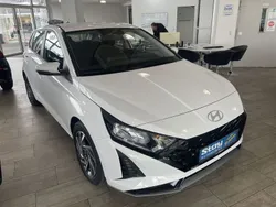 Weiß Neu 2025 Hyundai i20 Limousine | 19.990 € (Guter Preis)