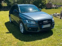 Grau Gebraucht 2017 Audi SQ5 SUV | 28.000 € (Fairer Preis)