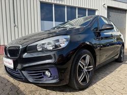 Schwarz Gebraucht 2016 BMW 220 Active Tourer Sport Line Van / Kleinbus | 9.980 € (Fairer Preis)