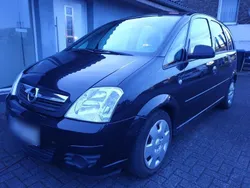 Schwarz Gebraucht 2006 Opel Meriva Van / Kleinbus | 1.100 € (Teuer)