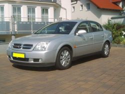 Silber Gebraucht 2003 Opel Vectra Limousine | 4.650 €