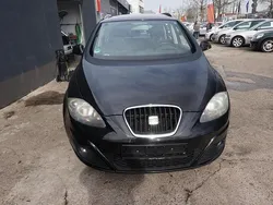Schwarz Gebraucht 2012 Seat Altea XL Stylance Van / Kleinbus | 4.590 €