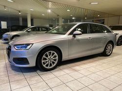 Silber Gebraucht 2022 Audi A4 Basis Kombi | 18.950 € (Etwas zu teuer)