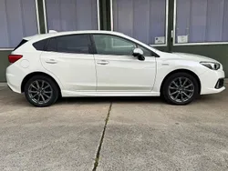 Weiß Gebraucht 2020 Subaru Impreza Platinum Limousine | 22.890 € (Fairer Preis)