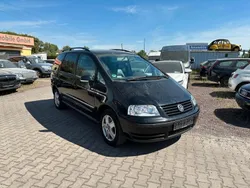 Schwarz Gebraucht 2009 VW Sharan Van / Kleinbus | 2.450 € (Superpreis)