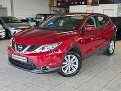 Rot Gebraucht 2015 Nissan Qashqai Acenta SUV | 10.300 € (Guter Preis)