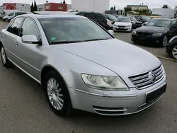 Silber Gebraucht 2004 VW Phaeton Limousine | 6.900 € (Fairer Preis)