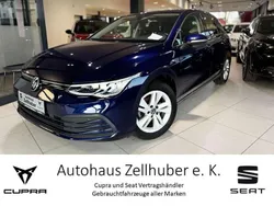 Blau Gebraucht 2020 VW Golf VIII Life Limousine | 18.970 € (Fairer Preis)