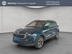 Blau Gebraucht 2022 Skoda Karoq Style SUV | 24.890 € (Teuer)