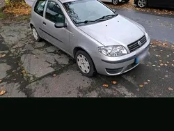 Silber Gebraucht 2006 Fiat Punto Kleinwagen | 1.300 € (Fairer Preis)